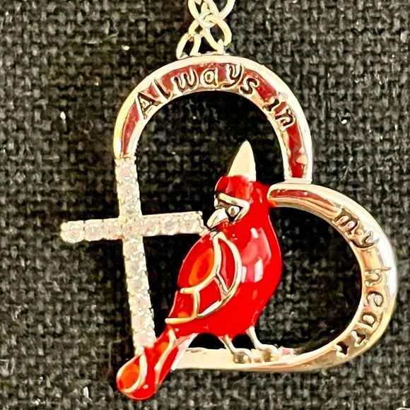 Sentimental Necklaces $10 each or 3 for $20 Bundle and I will adjust price - Picture 7 of 13